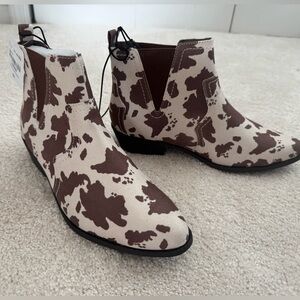 Brown and Cream Patterned Boots